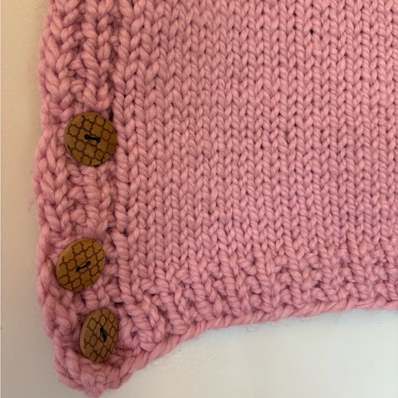 Hand Knit Button Side Vest - Picture 3 of 5